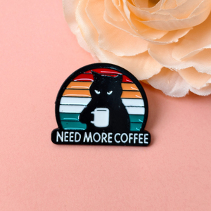 Pin de Esmalte de Gato Meme para Amantes de Café, Broche de Gato Zangado, Acessório para Mochilas e Jaquetas, Presente Ideal para Fãs de Café e Gatos - Product Image 1