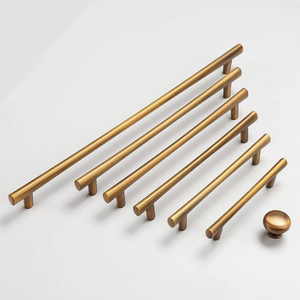 Poignées de meuble modernes en laiton brossé en forme de T, tirants de tiroir de cuisine dorés, accessoires de quincaillerie pour armoire et commode - Product Image 1