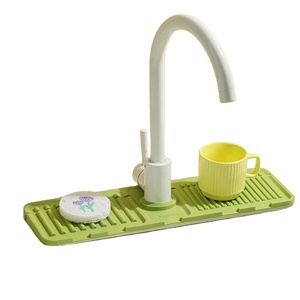Tapis de drainage en silicone en gros pour cuisine, protection anti-éclaboussures surélevée, protège les éviers des éclaboussures et le distributeur de savon - Product Image 1