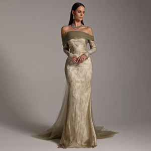 Vestido de Noche Elegante Verde con Hombros Descubiertos y Encaje Sharon Said SF254, Vestido de Fiesta Formal para Boda, Vestido de Gala - Product Image 1