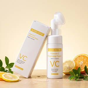 Nettoyant visage éclaircissant et blanchissant GMPC, formule personnalisée, pure vitamine C, glutathion, acide salicylique - Product Image 1