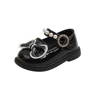 Chaussures à nœuds en perles pour bébés filles de 0 à 3 ans, chaussures de princesse en cuir souple pour bébés filles - Product Image 1