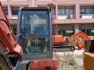 Cilindro hidráulico de excavadora sobre orugas Kubota usado de segunda mano de 5 toneladas para excavadora a la venta - Product Image 6