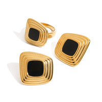 Colgante Cuadrado Irregular de Acero Inoxidable con Incrustaciones de Resina Negra, Diseño Geométrico, Joyería de Moda al por Mayor