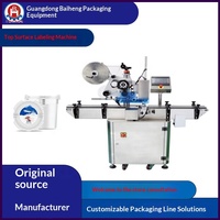 Machine d'étiquetage automatique de surface plane pour cartes, cartons, sacs, pochettes et boîtes, idéale pour l'emballage des produits alimentaires et cosmétiques dans la chaîne d'approvisionnement