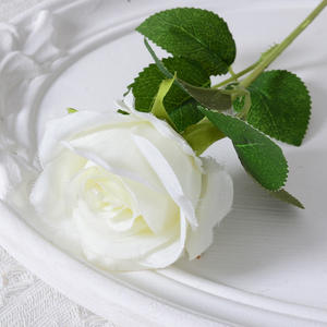 Réaliste Touche Velours Unique Mariage Décor À La Maison Artificielle Rose Noir Rouge Soie Satin Velours Real Touch Roses <span class=keywords><strong>Fleurs</strong></span> - Product Image 6