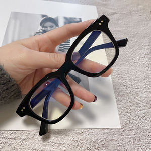 แว่นตาคอมพิวเตอร์แฟชั่น ป้องกันแสงสีฟ้า สำหรับผู้ชายและผู้หญิง แว่นสายตา แว่นตาคอมพิวเตอร์ - Product Image 4