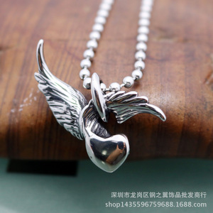 Pendentif en forme de cœur d'ange en acier inoxydable yunnique avec ailes, breloque à thème pour bijoux cadeaux - Product Image 4