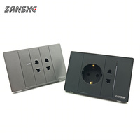 SANSHE Interruptor de Pared Moderno Empotrado de 3 Ganglios y 1 Vía con Enchufe Schuko, Marco de PC con Abrazaderas y Garras para Cables, Negro, Paquete de 2 Tomas de Corriente Alterna