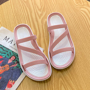 Sandales d'été tendance pour femmes, respirantes, antidérapantes, résistantes à l'usure, avec amorti, motif floral, polyvalentes, toutes tailles - Product Image 2