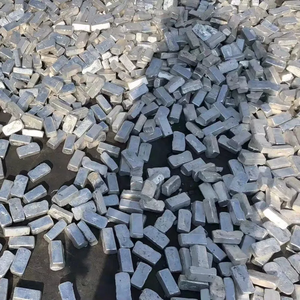 Lingotti di Magnesio ad Alta Purezza 99,99% di Buona Qualità Certificati ISO9001 Standard ASTM MOQ 5 Tonnellate in Vendita - Product Image 3