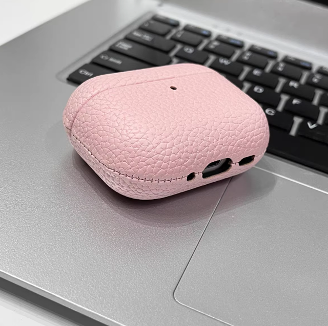Wholesale Luxury PU Leather Case for AirPods Pro 2, Pebbled Protective Cover with Keychain, Custom Logo OEM Factory