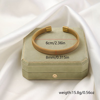 Brazalete Abierto de Malla Tejida Vintage - Brazalete en Forma de C Hipoalergénico y Resistente al Deslustre para Mujer - Personalización con Grabado Láser