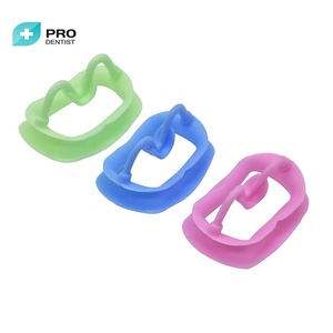 Apribocca dentale in Silicone autoclavabile, riavvolgitore per guance - Product Image 2