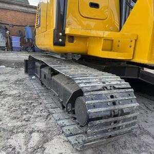 Mini-excavatrice d'occasion Komatsu PC56 avec capacité de 5 tonnes, machine sur chenilles pour le creusement, dotée de composants essentiels : moteur, boîte de vitesses, pompe - Product Image 4