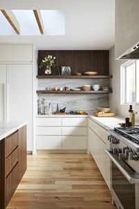 Armoire de cuisine blanche de style shaker, sur mesure, en bois massif américain, armoires de rangement modulaires, design de meubles de cuisine - Product Image 3