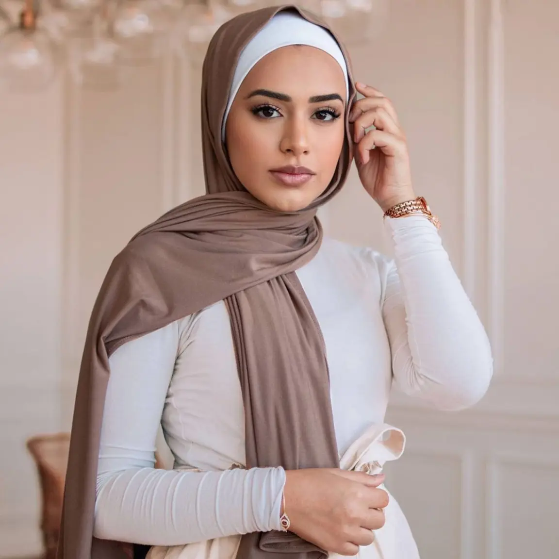 Wholesale Muslim Women Plain Big Stretchy Jersey Hijab Scarfs Luxury Premium Viscose Cotton Scarves
