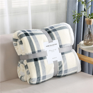 Nouvelle Couverture de Canapé Hiver Épaisse en Flanelle Double Composée, Polyester Écologique, Style Européen-Américain, Non Toxique, Pliable - Product Image 3
