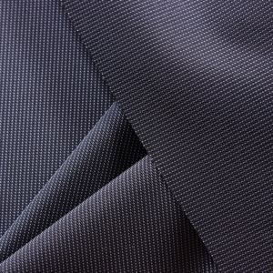 Tissu en PU enduit effet mémoire, torsadé chaîne et trame, à rayures verticales noir et blanc, pour vêtements d'extérieur - Product Image 3