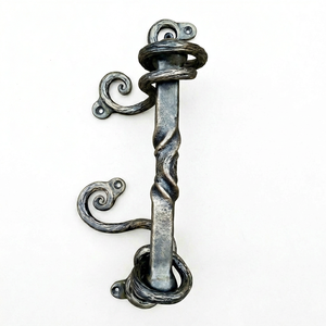 Poignée de portail en fer forgé galvanisé, style traditionnel, avec motif torsadé et ornements en spirale, pour quincaillerie de clôture - Product Image 1