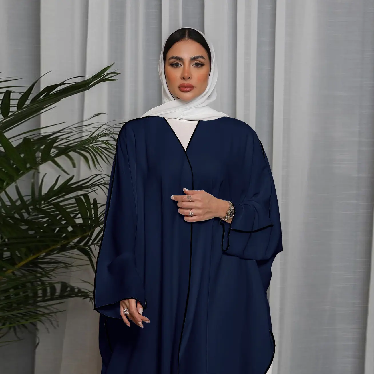 Hochwertige XL Jalabiya für Damen XXL muslimisches langes Kleid Dame neues Modell Abaya in Dubai