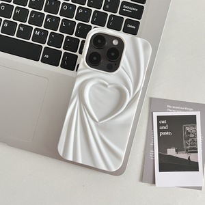 Funda de corazón plisada tridimensional adecuada para iPhone 17promax Phone Case, iPhone 16 Matte 13/14 - Product Image 5