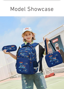 Ensemble personnalisé 3-en-1 : Sac à dos imperméable pour enfants avec motif avion de ligne marine, sac à déjeuner et trousse à crayons pour garçons - Product Image 6