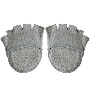 Chaussettes en coton à cinq doigts pour femmes été coussinets de <span class=keywords><strong>pied</strong></span> en fibre de bambou minces sans spectacle chaussettes demi-orteil couverture équipement de Fitness - Product Image 5