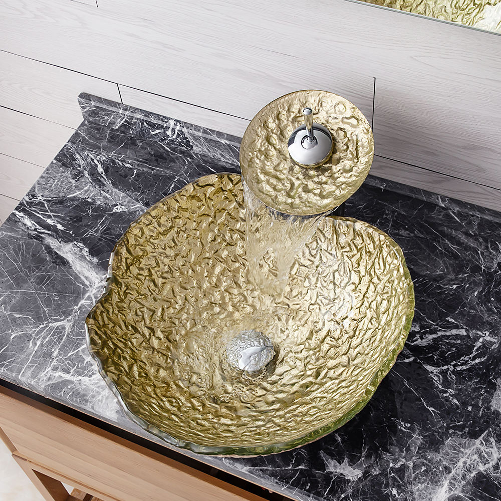 Comme le Montrent L'image