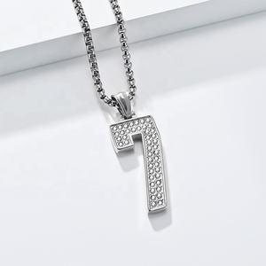 Collar con Colgante de Número 10 de Fútbol, Estilo Hip Hop, Acero Inoxidable, Chapado en Oro de 18K, Completamente Cubierto de Diamantes, para Deportistas - Product Image 5