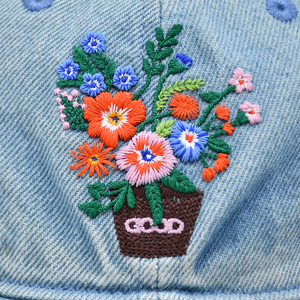 Casquette de baseball en jean délavé personnalisée, casquette de papa vintage en coton avec broderie florale, casquette décontractée ajustable en gros pour femme - Product Image 3