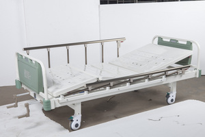 Precio <span class=keywords><strong>de</strong></span> fábrica Cama médica Manual 2 funciones Manivela única Cuidado en el hogar Cama médica <span class=keywords><strong>de</strong></span> <span class=keywords><strong>hospital</strong></span> <span class=keywords><strong>para</strong></span> enfermería <span class=keywords><strong>de</strong></span> pacientes con colchón - Product Image 5