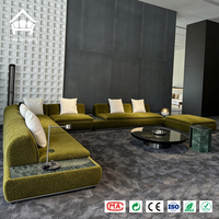 Canapé sectionnel incurvé moderne en tissu bouclé avec table d'appoint en marbre pour villa, hôtel, salon – Meubles sur mesure tout-en-un