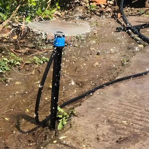 Aspersor automático ajustable de 360 grados, riego por goteo de plástico <span class=keywords><strong>barato</strong></span>, boquilla capilar 4/7 para césped y jardín - Product Image 1