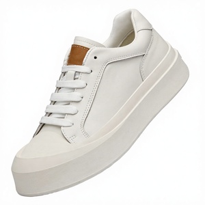 Scarpe da Passeggio Chunky Traspiranti Alexander <span class=keywords><strong>McQueen</strong></span> Originali di Alta Gamma per Uomo, Sneakers Autentiche con Nuova Suola in TPV - Product Image 3