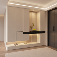 Meuble de rangement minimaliste pour couloir, système de rangement pour chaussures, rangement d'entrée avec panneau arrière à lattes et base flottante pour entrée d'appartement de luxe