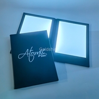 Couverture de menu en cuir à LED avec éclairage pour discothèque et logo personnalisé Bar à LED Menu à boire Livre 2 vues Menu rétro-éclairé à LED pour restaurant