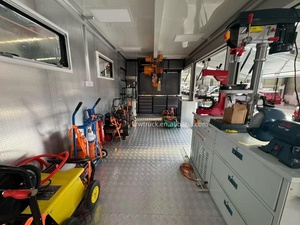 Camion d'atelier mobile tout-terrain HOWO Foton 4x2 4x4 personnalisé en usine, véhicule de réparation mobile, camionnette à outils - Product Image 4