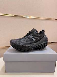 Новые модные мужские кроссовки 2026 года: повседневные черно-белые сетчатые массивные кроссовки для ежедневных прогулок - Product Image 2