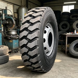 Pneu de camion robuste 20PR 12.00R20 avec talon renforcé pour flotte de logistique minière - Product Image 1