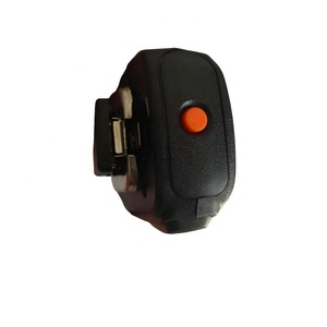 <span class=keywords><strong>Microfono</strong></span> Altoparlante Remoto Motorola PMMN4066 PMMN4066A per Walkie Talkie Motorola R7 con Pulsante di Emergenza <span class=keywords><strong>e</strong></span> <span class=keywords><strong>Jack</strong></span> per <span class=keywords><strong>Cuffie</strong></span> - Product Image 6