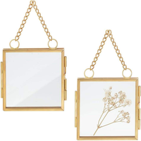 Gouden metalen ketting hangende dubbele glazen fotolijst set van 2 vierkante gedroogde bloemen bruiloft boho cadeau OEM groothandel