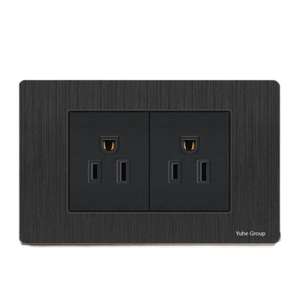 สวิตช์ไฟติดผนังแบบอเมริกันสีดำขัดเงา 118 ช่อง พร้อมช่องเสียบ USB Type C และเต้ารับไฟฟ้าแบบ US/UK/EU - Product Image 2