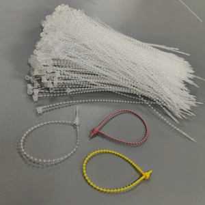 Booster Luxury Nylon Plastic Pearl Rope Eco-Friendly ROHS Certified Custom Size 3-7' Acid Corrosion Resistant <b>Comb</b> Toys - Product Image 3