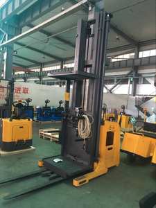 Order <span class=keywords><strong>Picker</strong></span> Forklift gudang pemetik 3300lbs recoil Electrico - Product Image 5