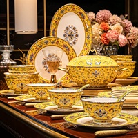 Service de table pour usage domestique, luxe léger, céramique de Jingdezhen, porcelaine fine émaillée haut de gamme, compatible micro-ondes, bordure dorée, peint à la main, pour 2 personnes