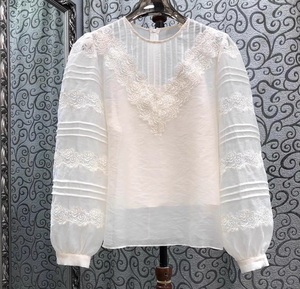 Camicetta di design di alta qualità nuova camicetta 2026 primavera da donna in <span class=keywords><strong>pizzo</strong></span> ricamato a maniche lunghe camicetta di cotone bianco rosso in seta camicie femminili - Product Image 1