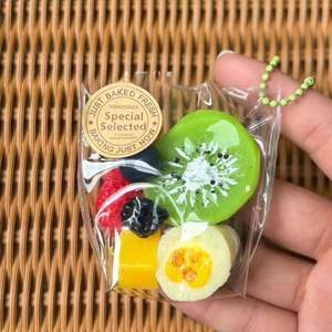 Jincan 2024 Nuevo Juguete de Peluche de Arándanos para Apretar, Bolsa de Frutas de Simulación para Jugar, Juguete Antiestrés, Mini Fresa Suave y Pegajosa - Product Image 2