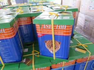 Pegamento Amarillo <span class=keywords><strong>de</strong></span> Larga Duración Directo <span class=keywords><strong>de</strong></span> Fábrica para Trabajos Domésticos e Industriales - Product Image 3