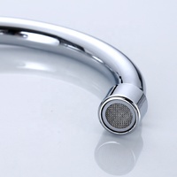 Robinet de lavabo monocommande chaud/froid en acier inoxydable avec pédale en laiton et tuyau pour usine alimentaire, laboratoire, hôpital